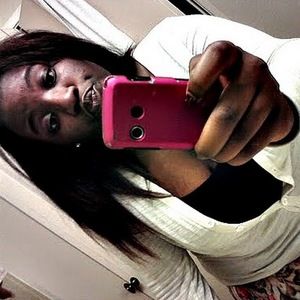 Meet your Posher, Naomi